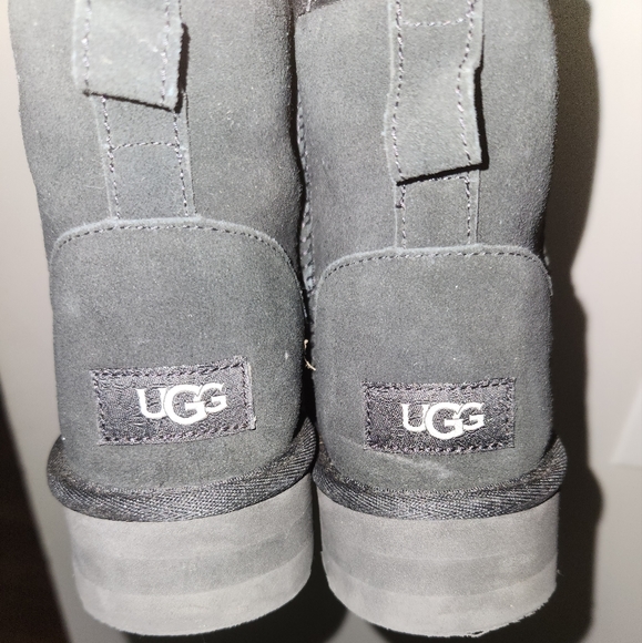 UGG Classic Mini Platform - Picture 6 of 6